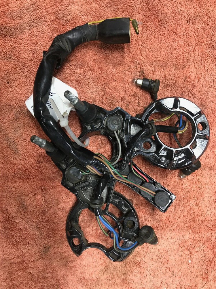 rear z1 wiring.jpg