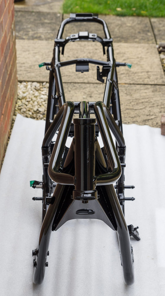 019_FrPowderct03p.jpg