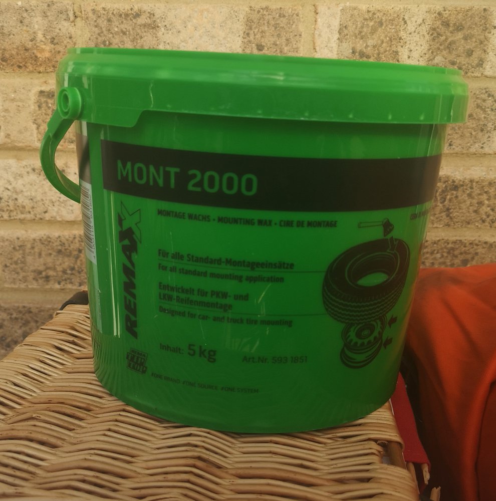 Tyre Bead Lubricant.jpg
