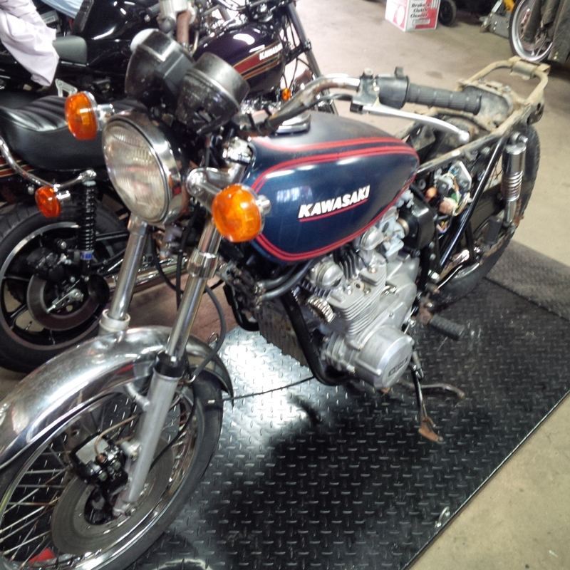 Z900A4_120814_1.jpg