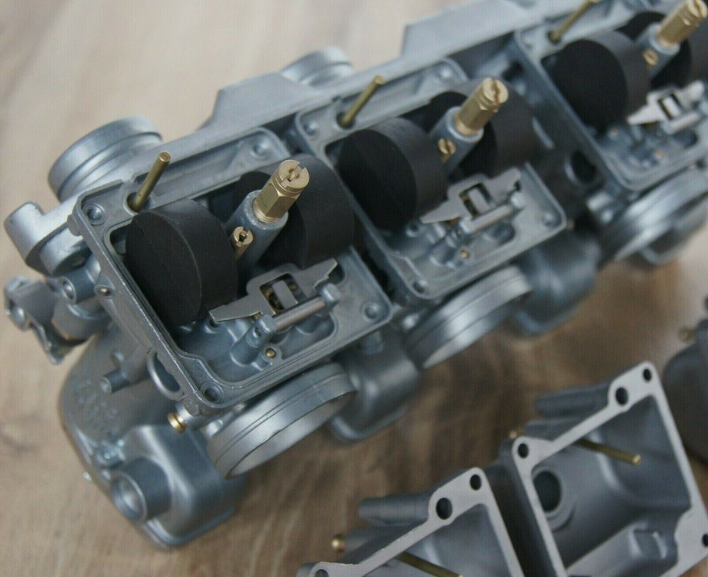 z1 carbs.jpg