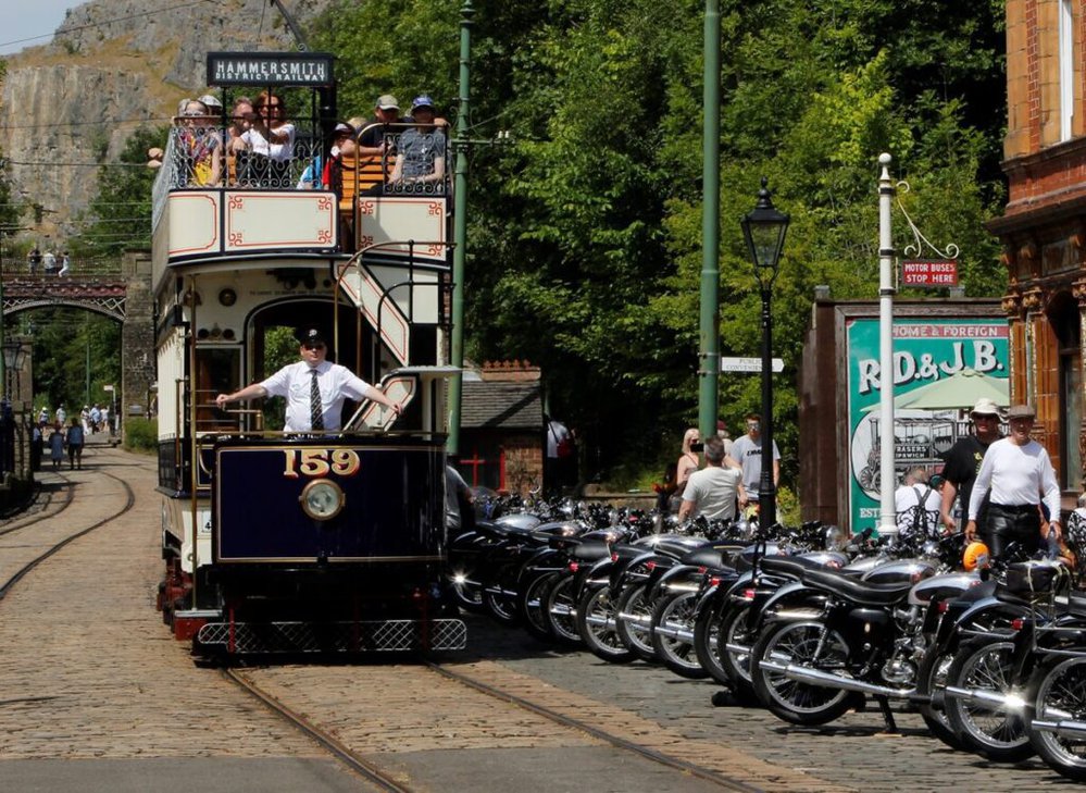 Tram-and-row-of-bikes-1024x747.jpg