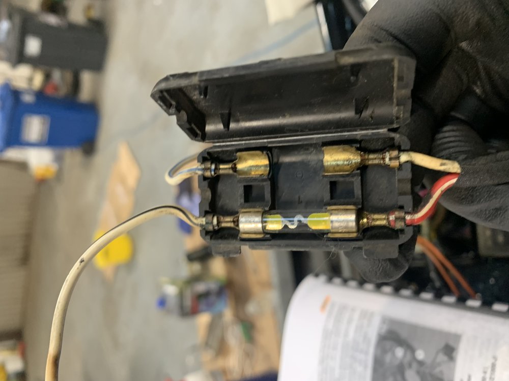 Fuse holder.jpg