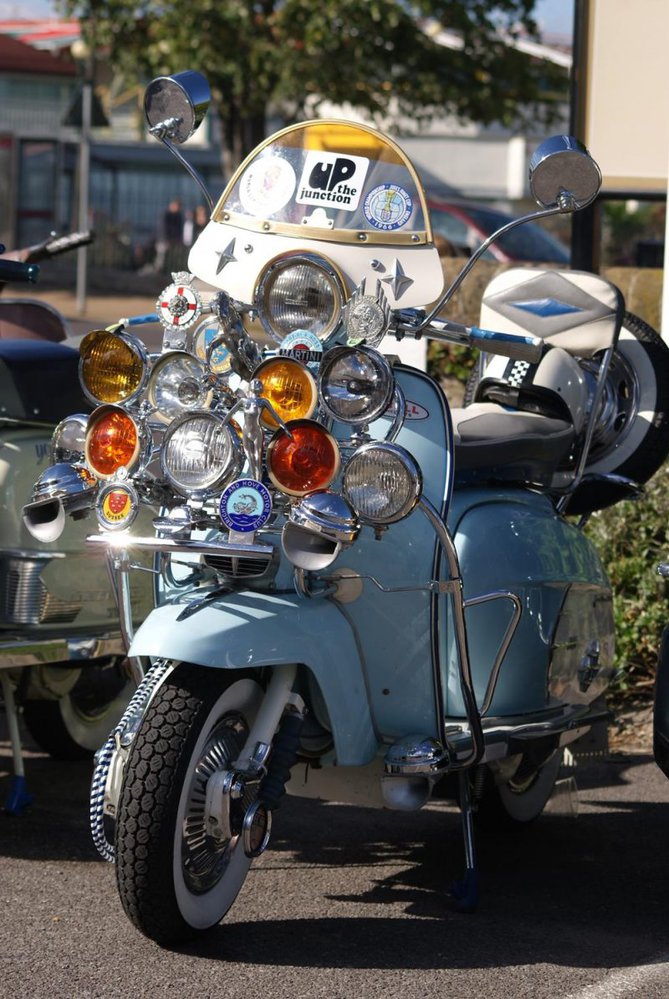 blue-mod-lambretta-800x1195.jpg