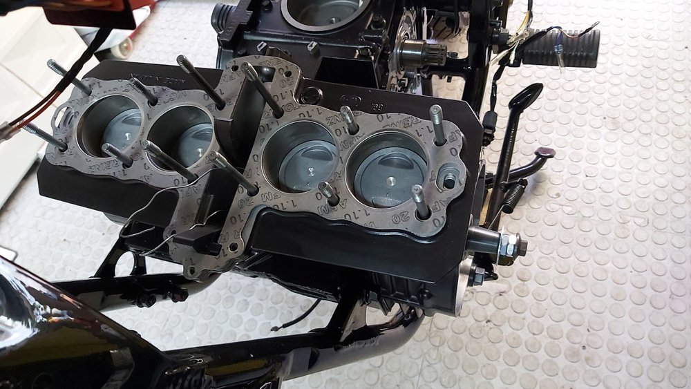 Ready for the cylinder head.jpg