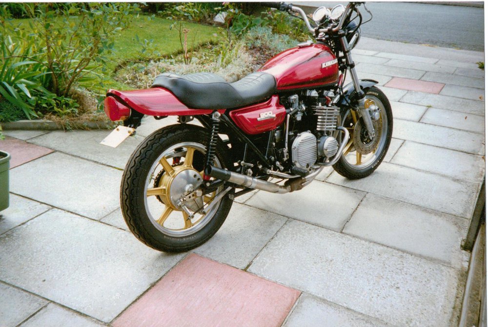 1982a.jpg