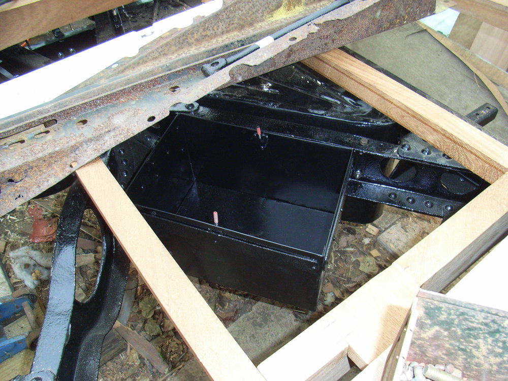 Woody fitting bulkhead 008.JPG