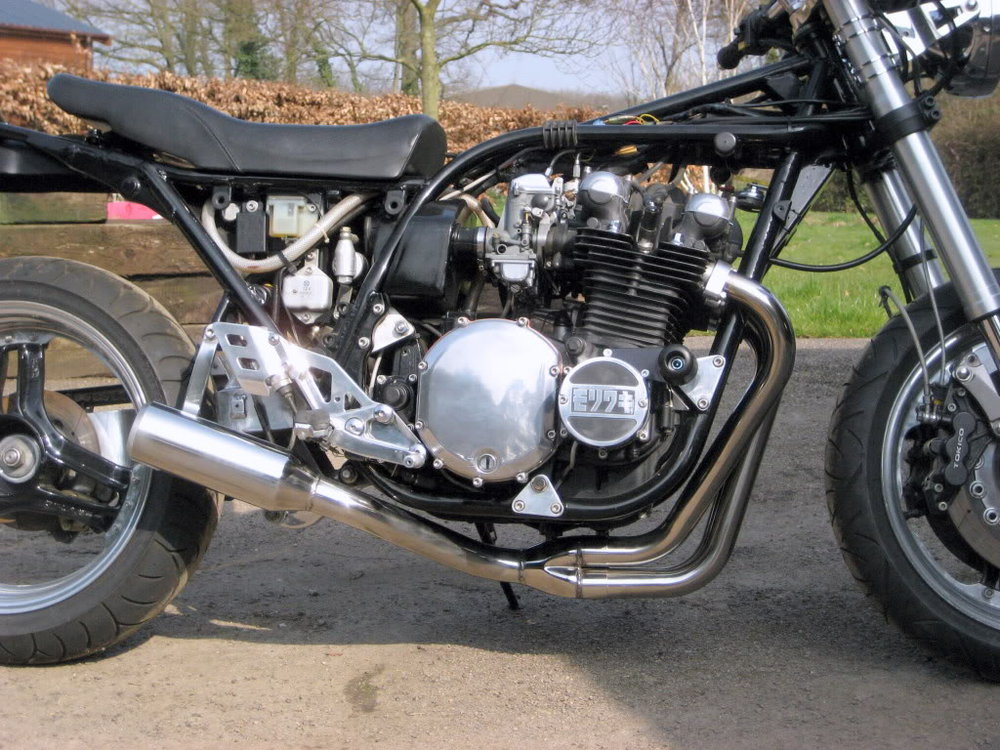 Z1Rwithroundheadlight003.jpg